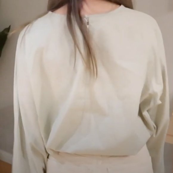 Uniqlo U 2020 S/S Women Long Sleeve T Blouse in XS - Picture 9 of 13